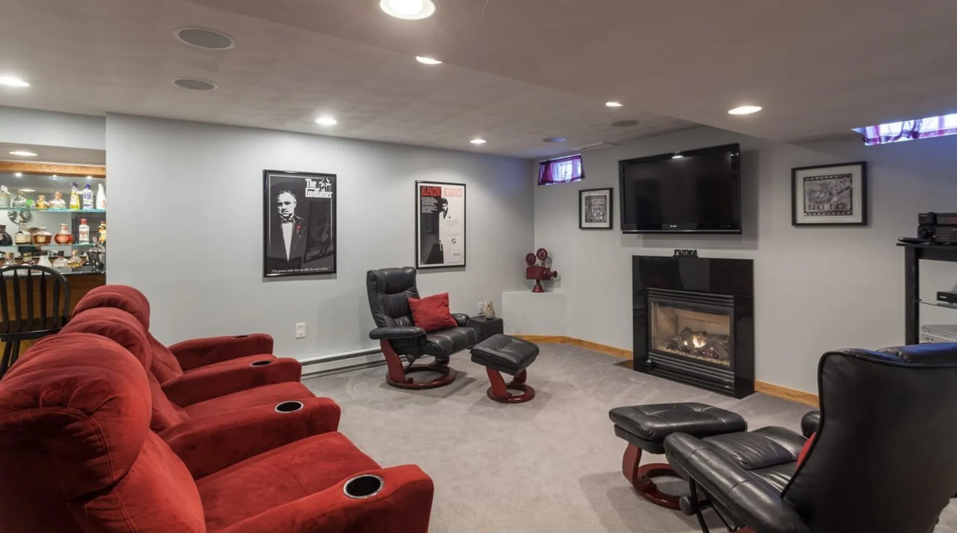 16 Cortland Road Milford NH 03055