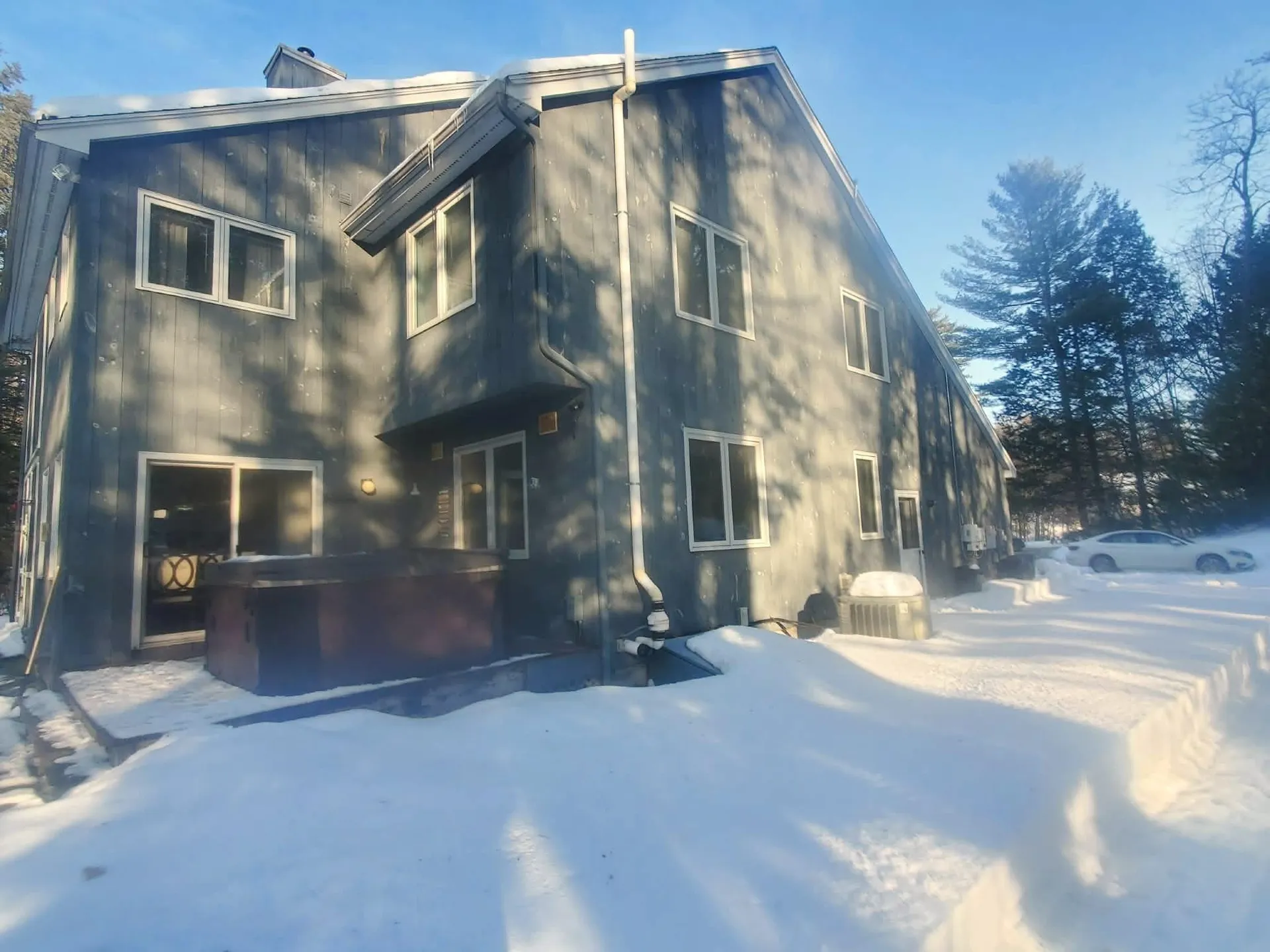 16 Cortland Road Milford NH 03055