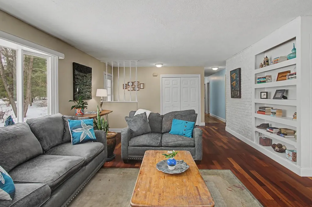 14 Skyline Drive Essex VT 05452