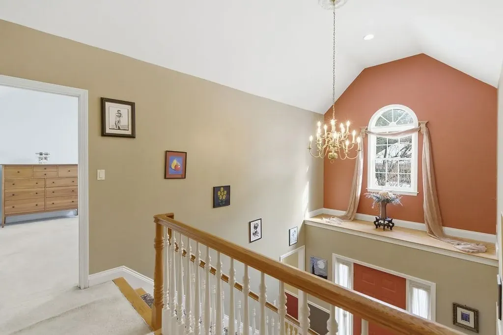 20 Salmon Brook Drive Nashua NH 03062