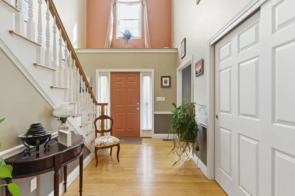 20 Salmon Brook Drive Nashua NH 03062