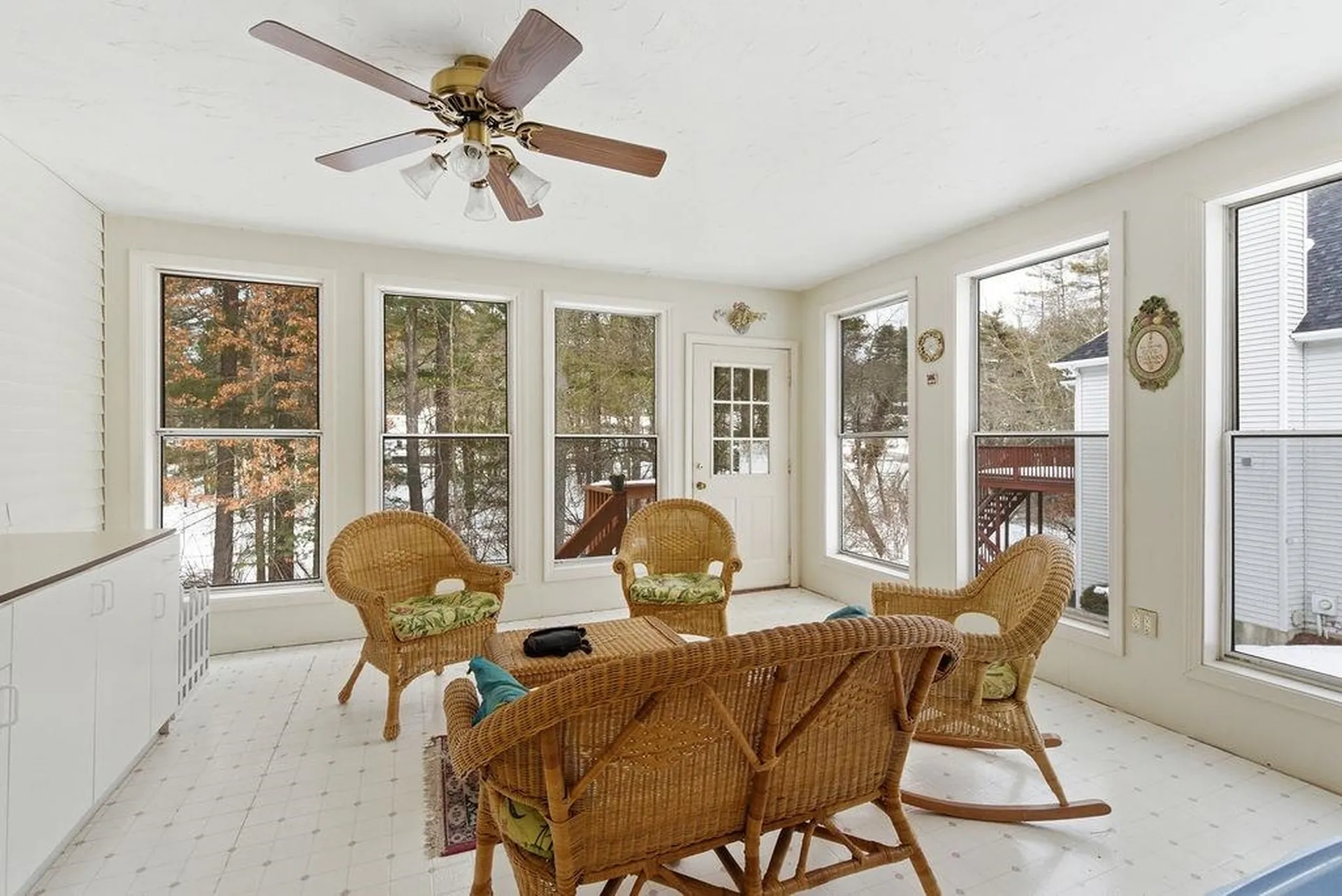 20 Salmon Brook Drive Nashua NH 03062