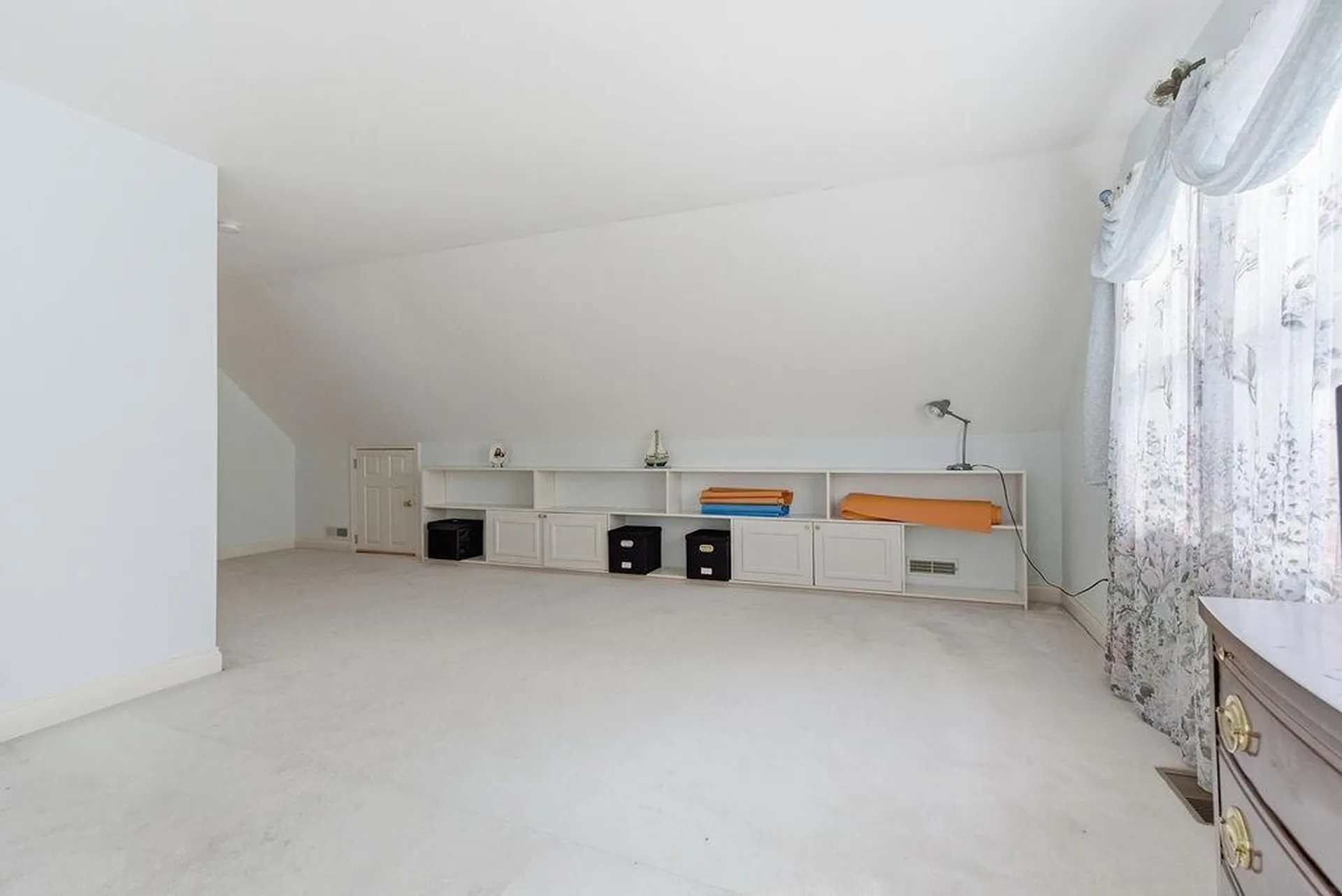 20 Salmon Brook Drive Nashua NH 03062