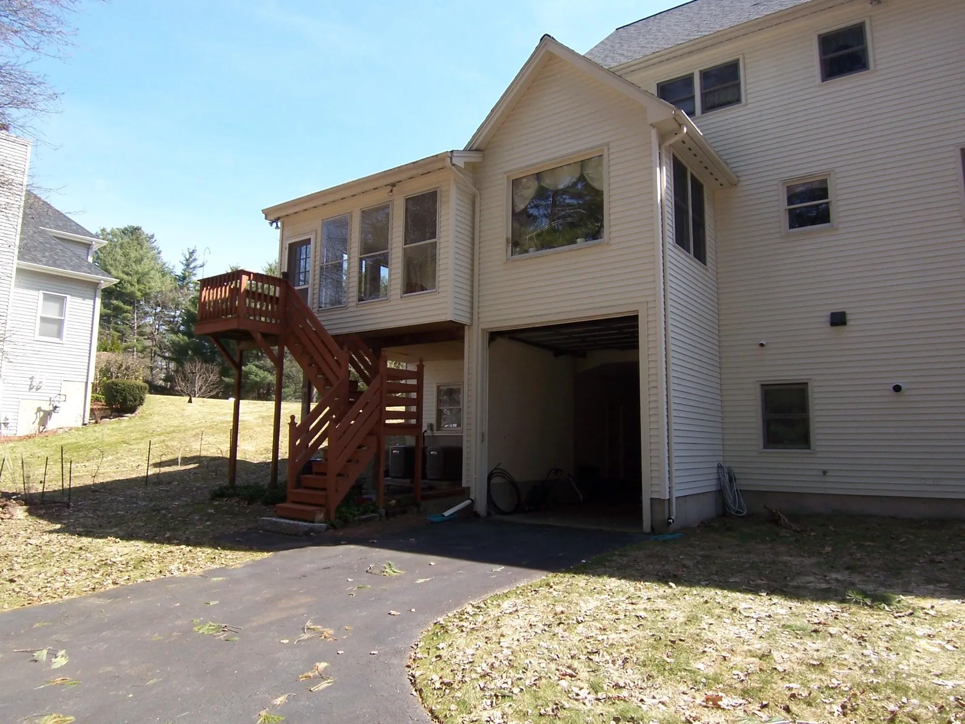 20 Salmon Brook Drive Nashua NH 03062