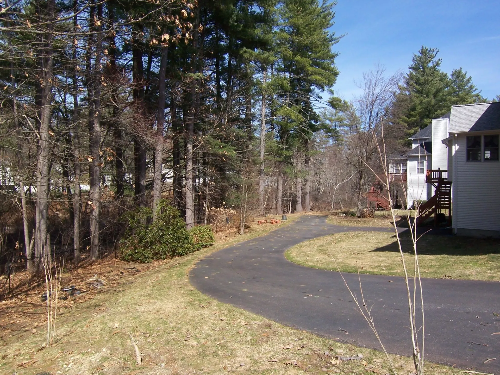 20 Salmon Brook Drive Nashua NH 03062