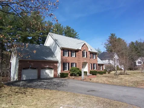 20 Salmon Brook Drive Nashua NH 03062