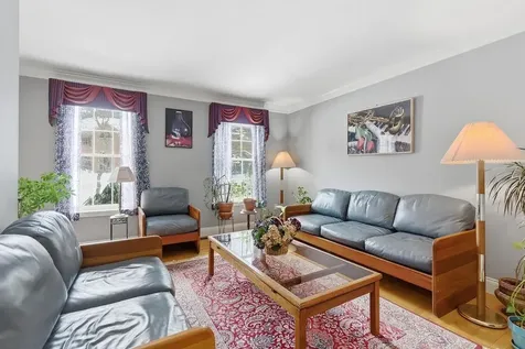 20 Salmon Brook Drive Nashua NH 03062