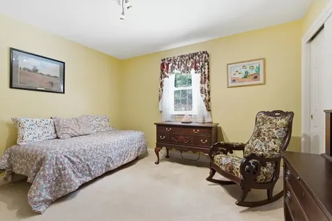 20 Salmon Brook Drive Nashua NH 03062