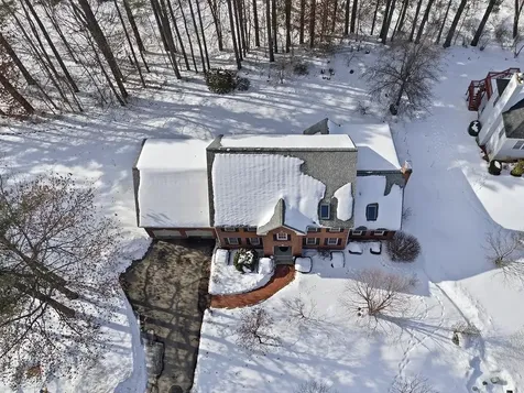 20 Salmon Brook Drive Nashua NH 03062