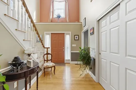 20 Salmon Brook Drive Nashua NH 03062