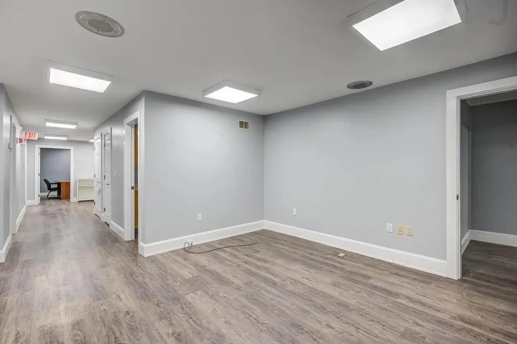 2977 White Mountain Highway Conway NH 03860