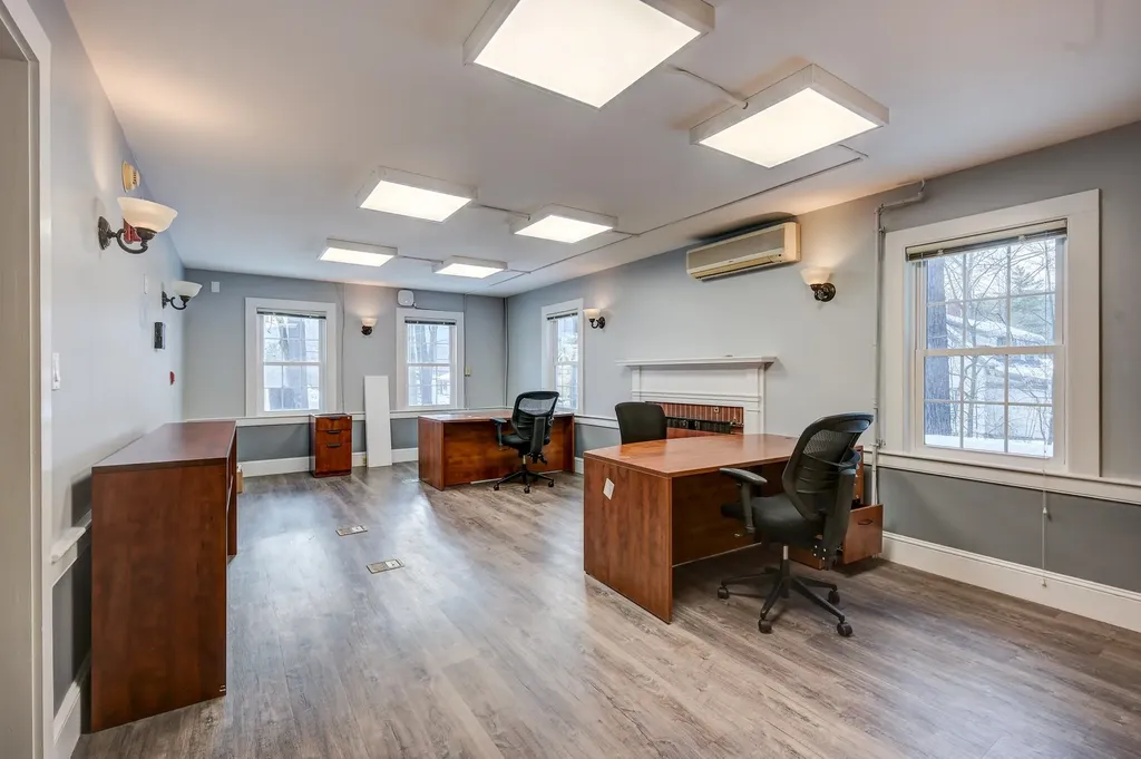 2977 White Mountain Highway Conway NH 03860