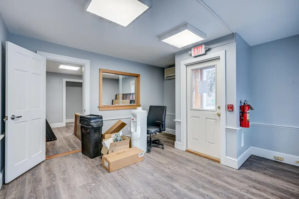 2977 White Mountain Highway Conway NH 03860