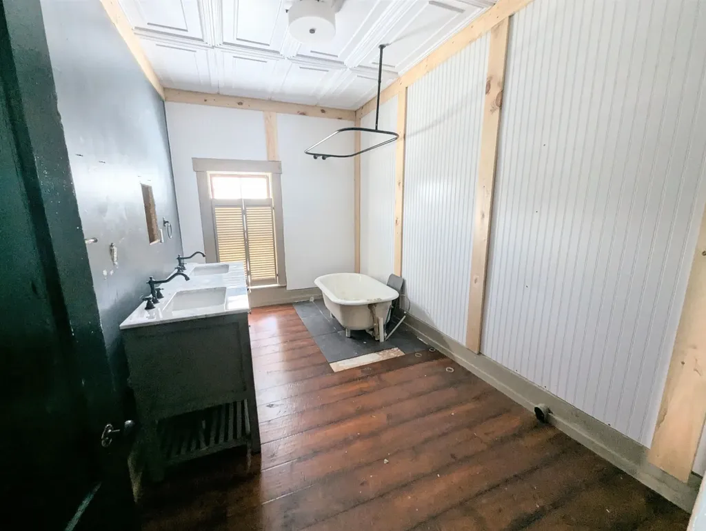 1276 Creamery Road Ryegate VT 05042