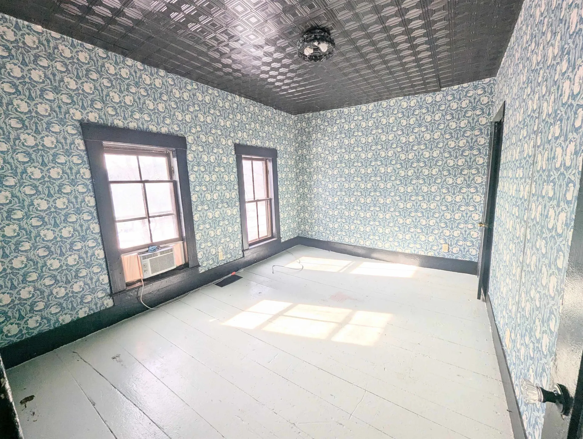 1276 Creamery Road Ryegate VT 05042