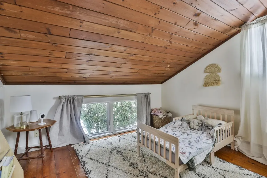 6 Skyline Drive Brookline NH 03033