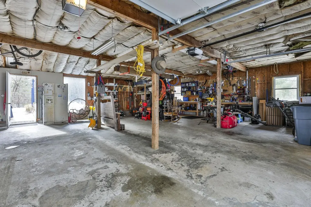 6 Skyline Drive Brookline NH 03033