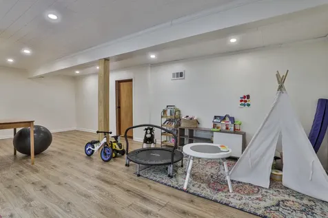 6 Skyline Drive Brookline NH 03033