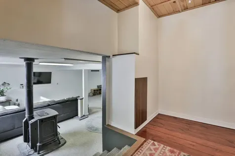 6 Skyline Drive Brookline NH 03033