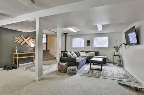 6 Skyline Drive Brookline NH 03033