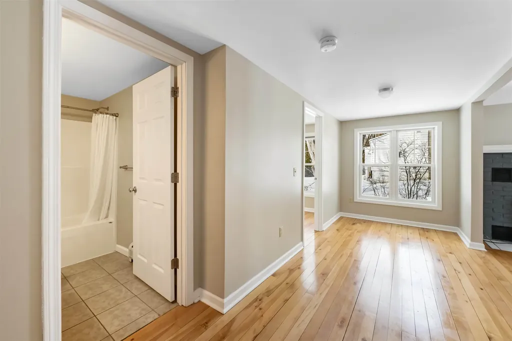 5 Alder Lane Essex VT 05452