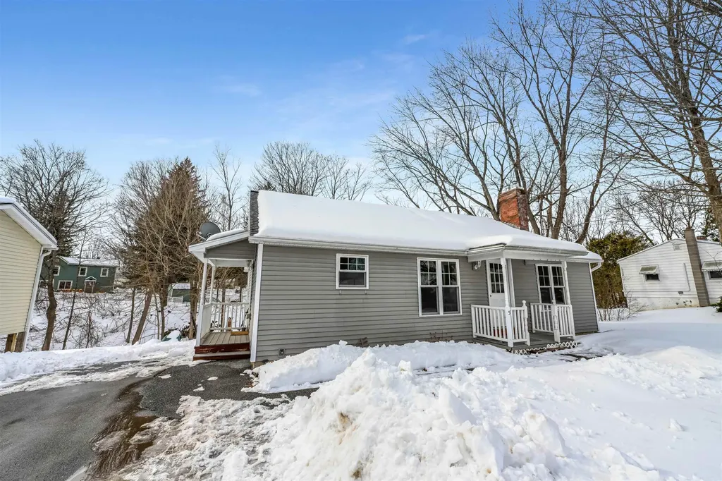 5 Alder Lane Essex VT 05452