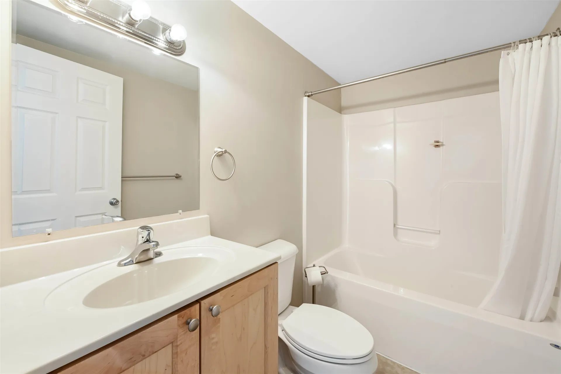 5 Alder Lane Essex VT 05452