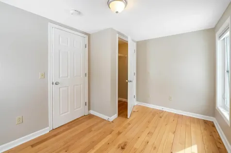 5 Alder Lane Essex VT 05452