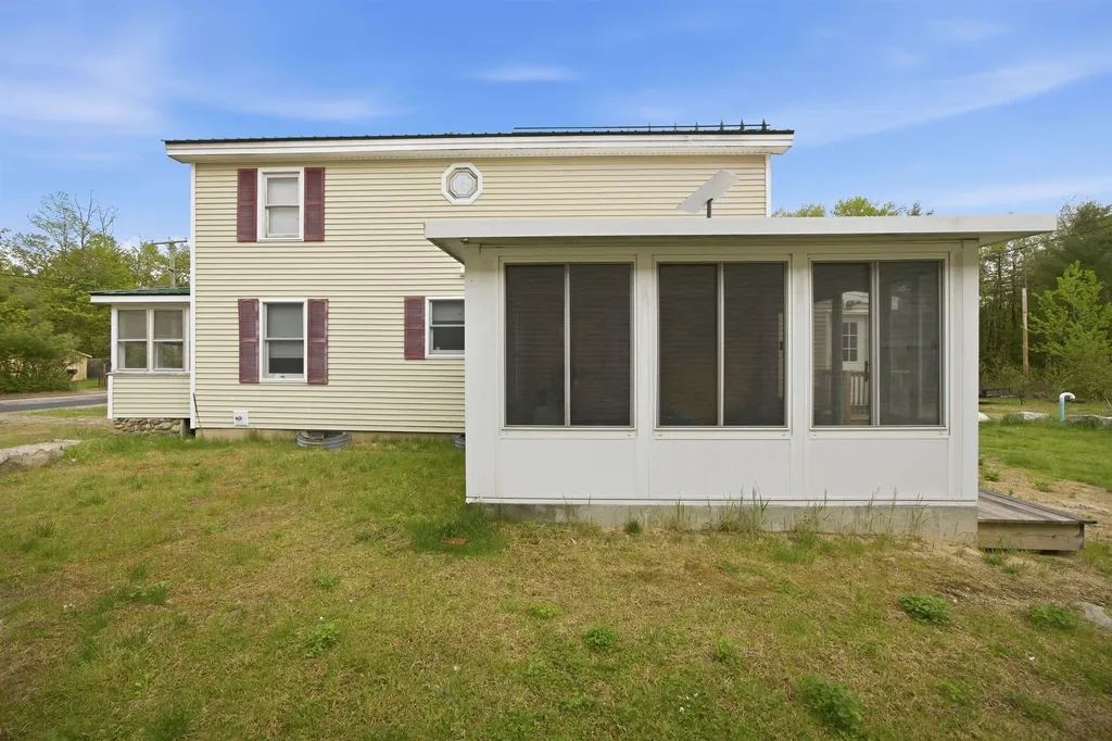372 Owl Street Campton NH 03223