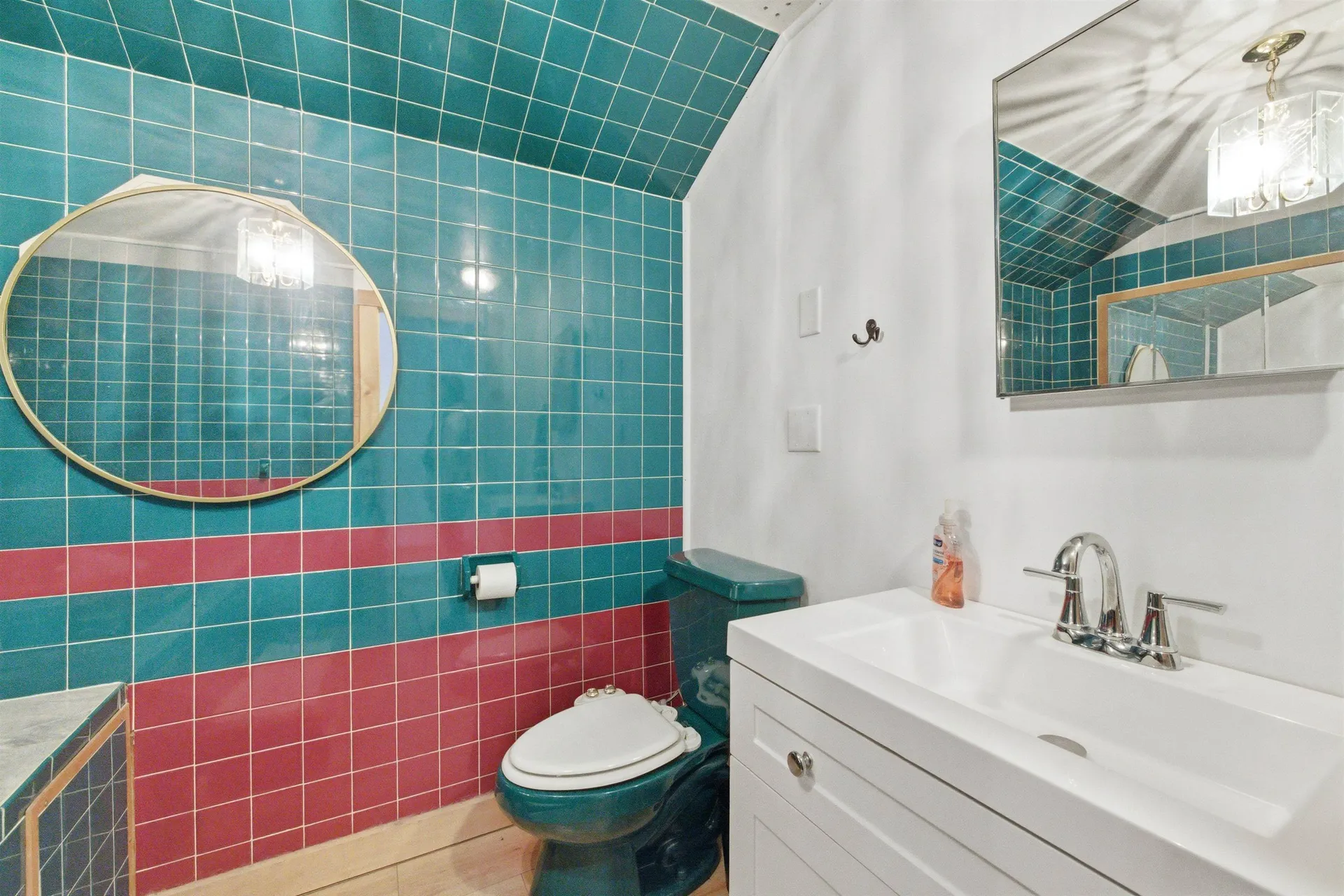 372 Owl Street Campton NH 03223