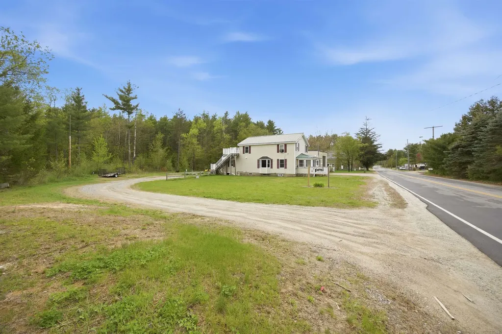 372 Owl Street Campton NH 03223