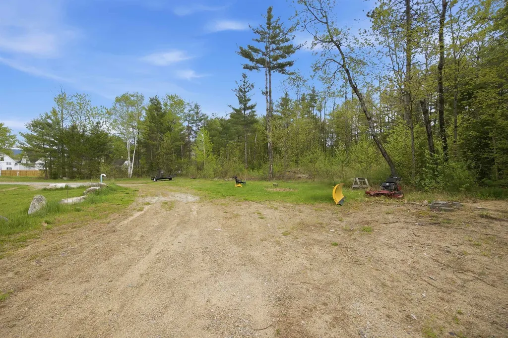 372 Owl Street Campton NH 03223