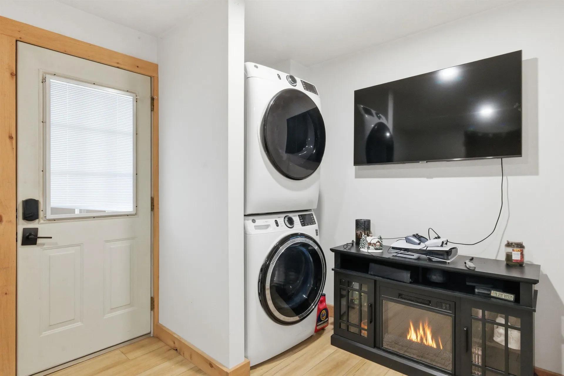 372 Owl Street Campton NH 03223