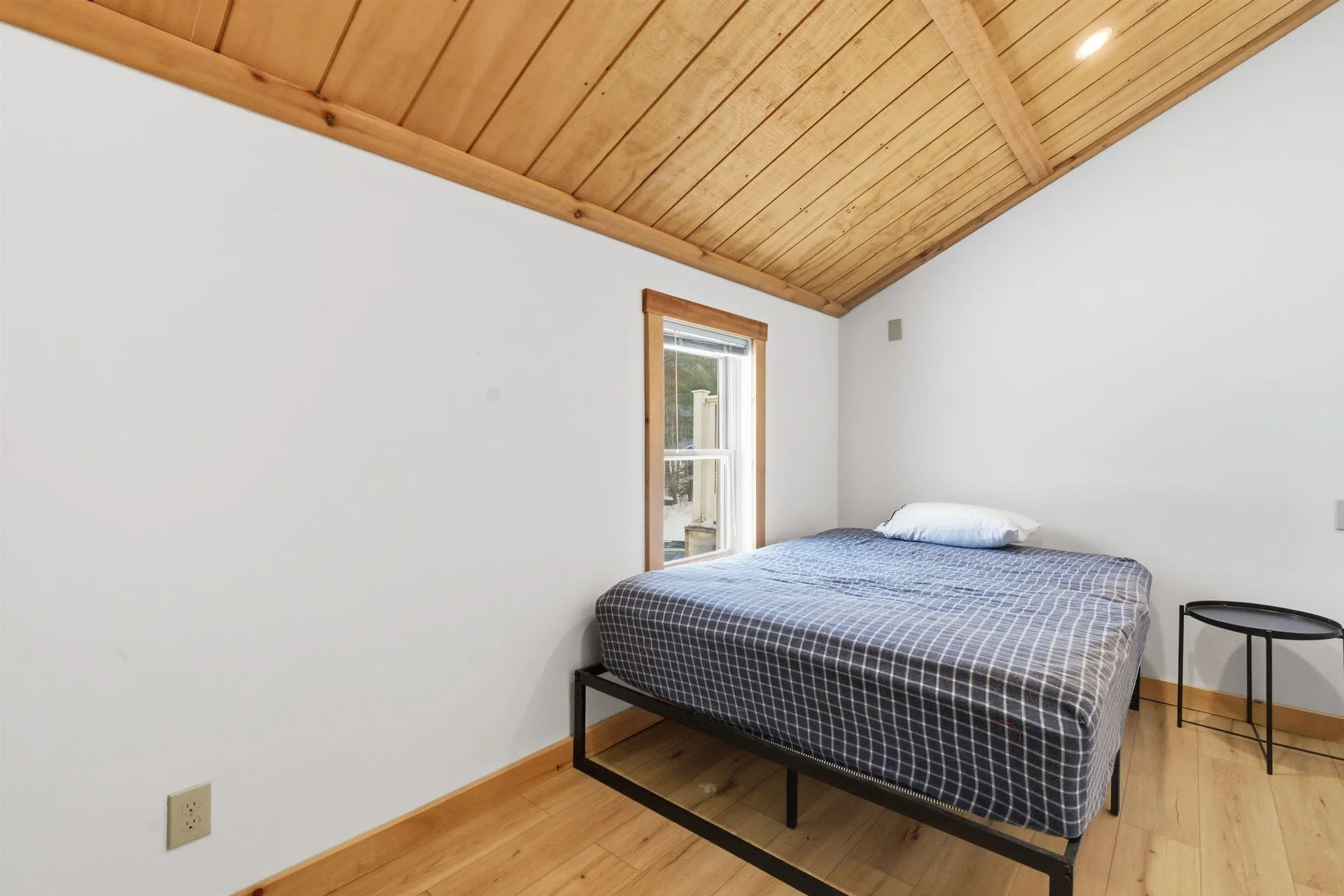 372 Owl Street Campton NH 03223