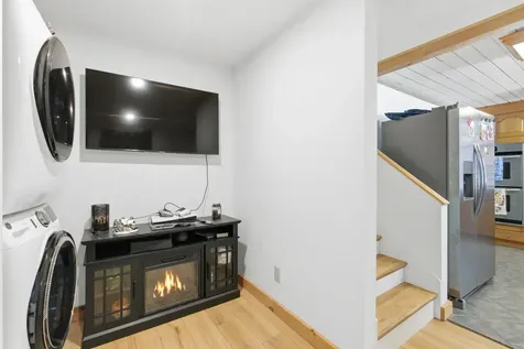 372 Owl Street Campton NH 03223