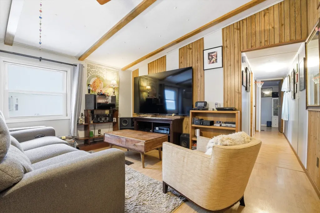 30 Longmeadow Drive Concord NH 03301