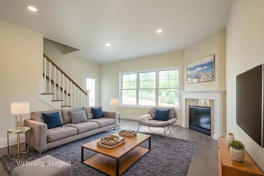 8 Wilderness Drive Nashua NH 03062