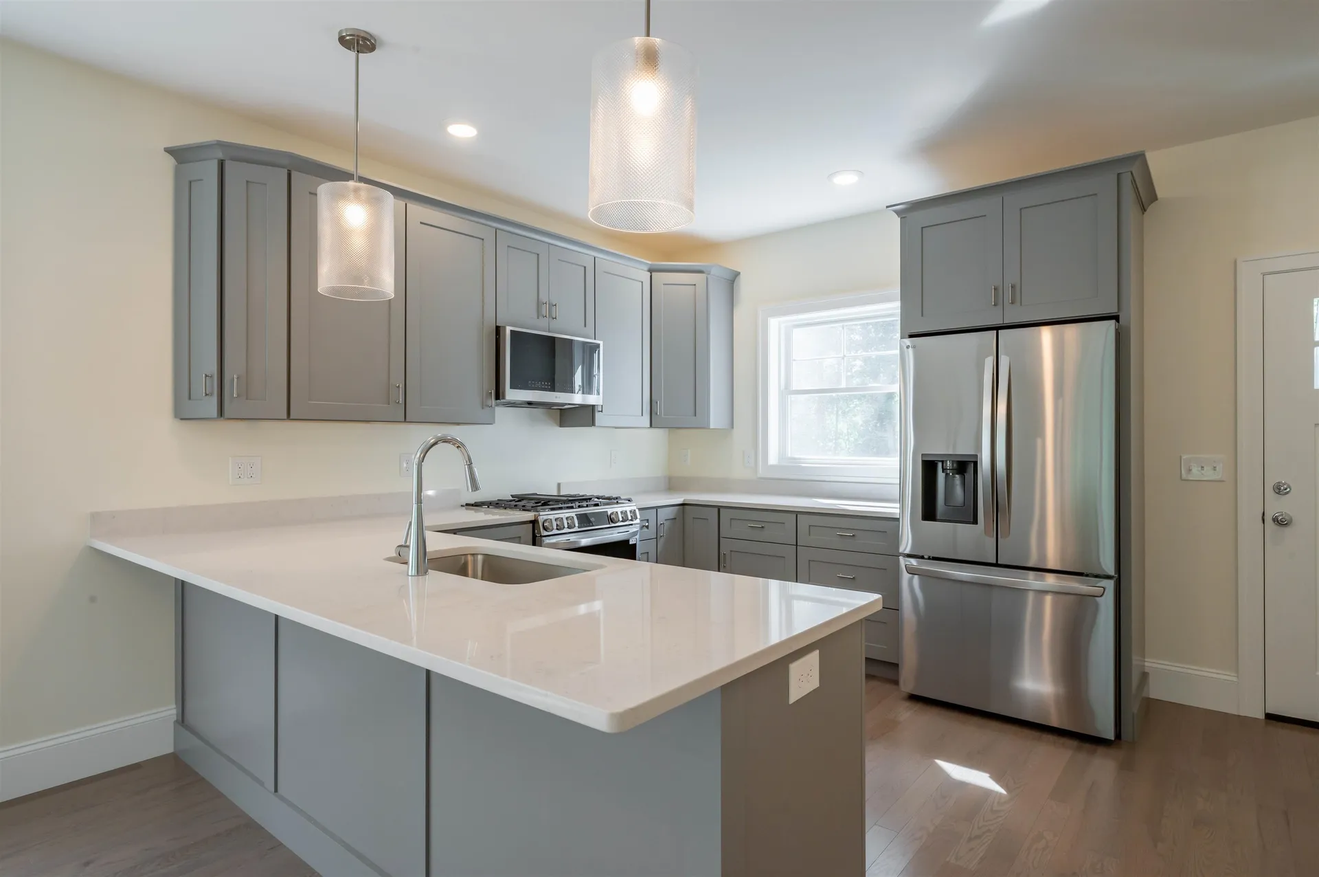 8 Wilderness Drive Nashua NH 03062