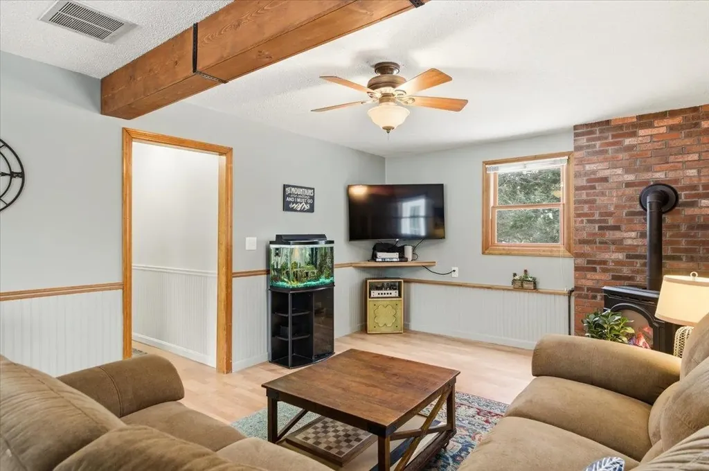 31 Greenbriar Drive Essex VT 05452