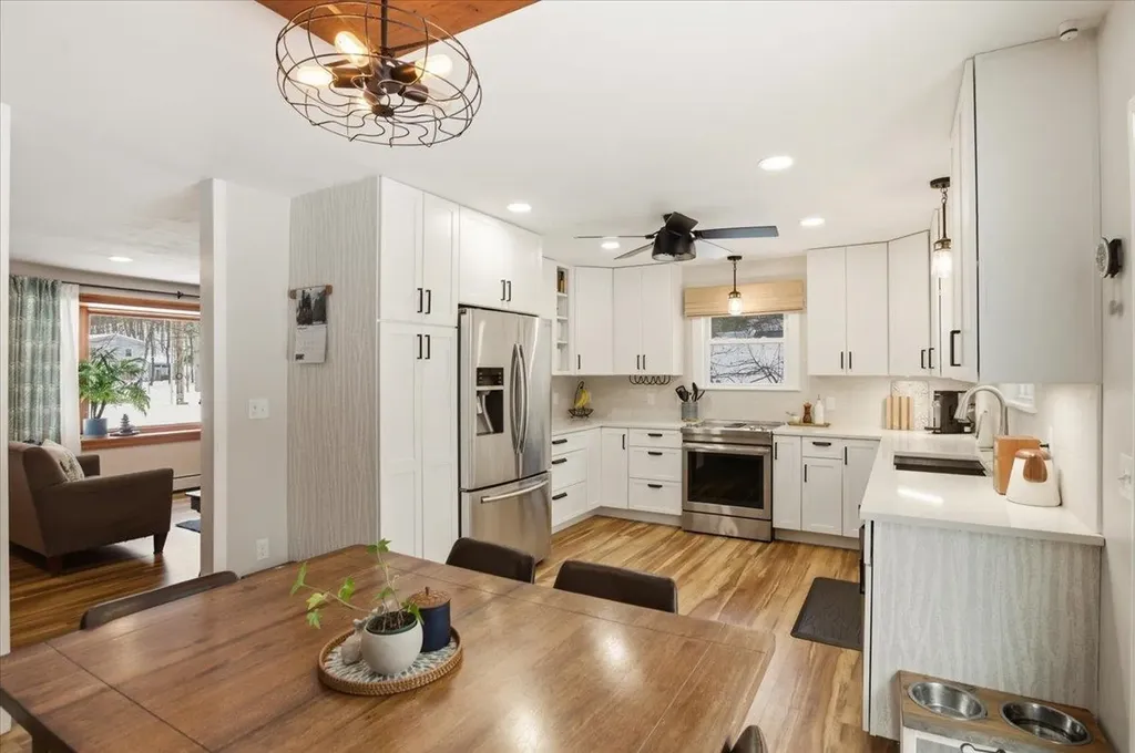 31 Greenbriar Drive Essex VT 05452