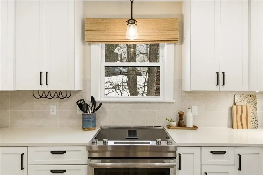 31 Greenbriar Drive Essex VT 05452