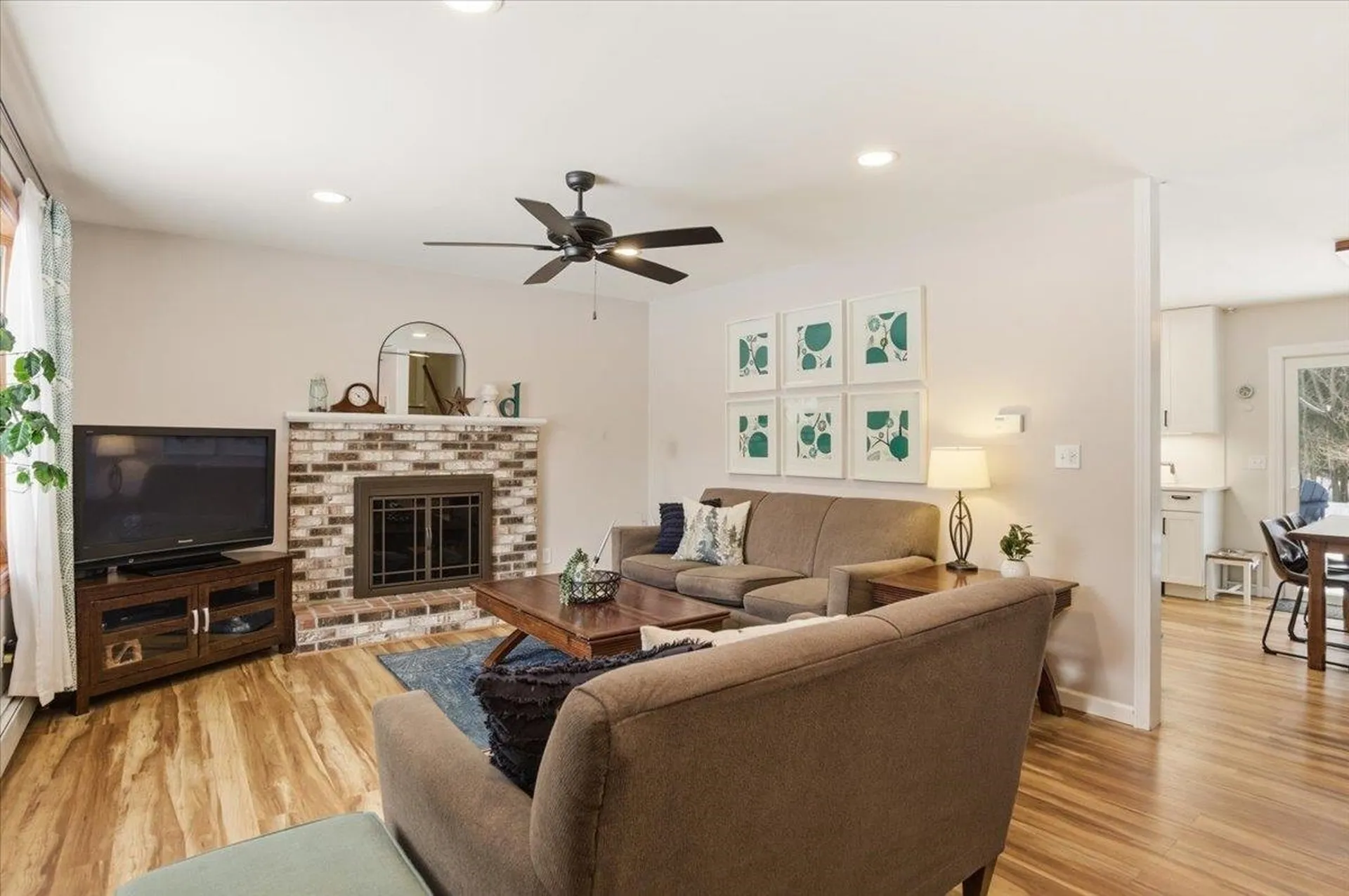 31 Greenbriar Drive Essex VT 05452