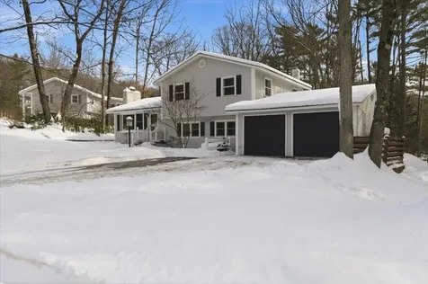 31 Greenbriar Drive Essex VT 05452