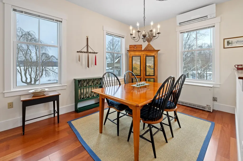 41 Chosen Vale Lane Enfield NH 03748