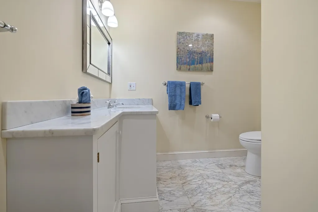 41 Chosen Vale Lane Enfield NH 03748