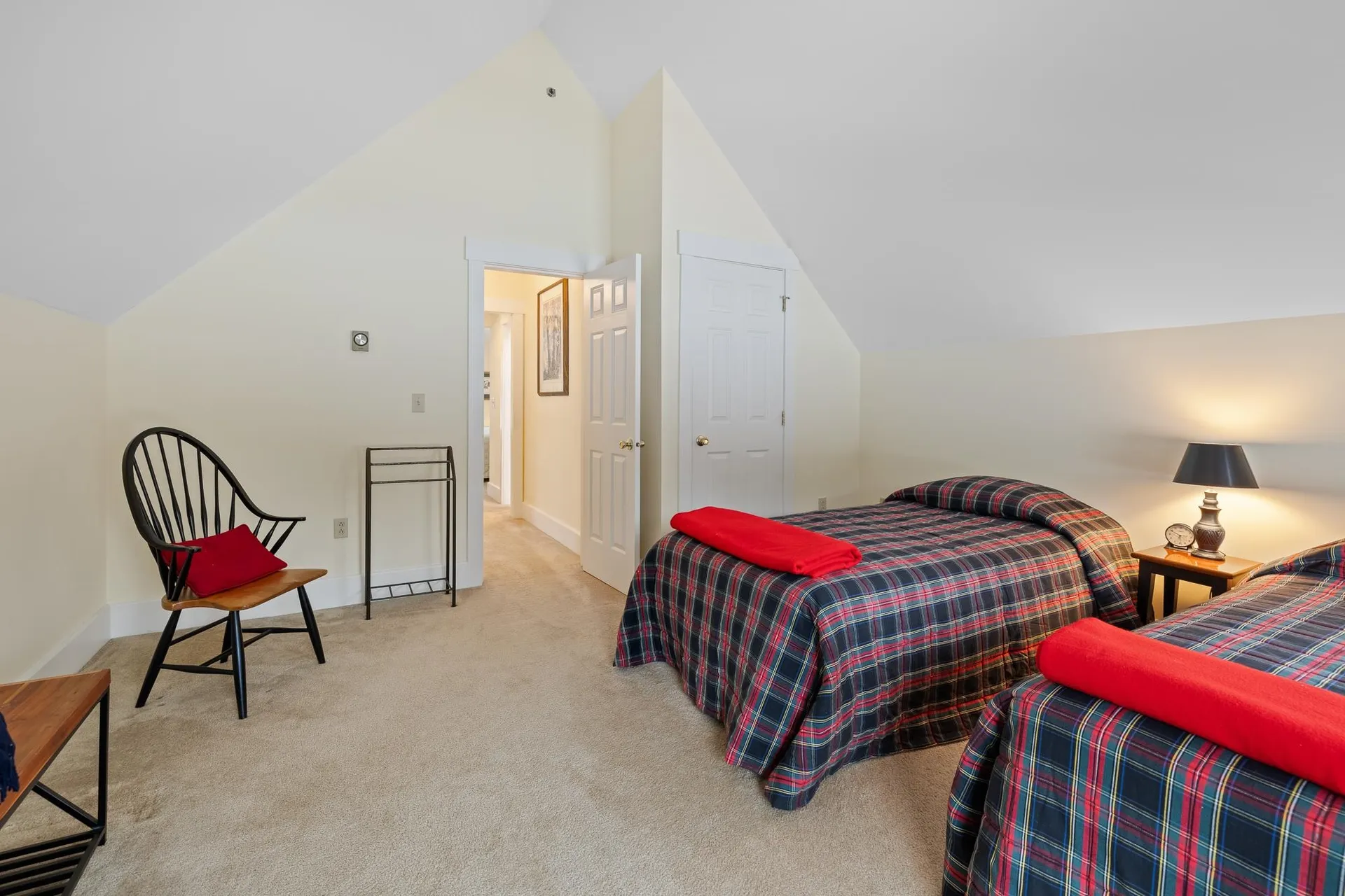 41 Chosen Vale Lane Enfield NH 03748