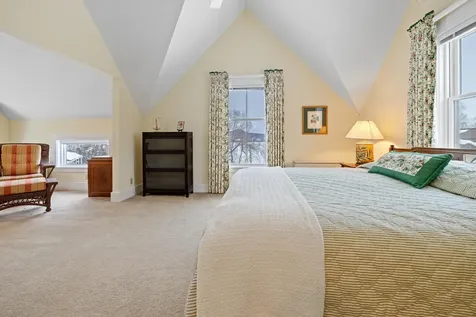 41 Chosen Vale Lane Enfield NH 03748