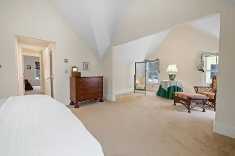 41 Chosen Vale Lane Enfield NH 03748