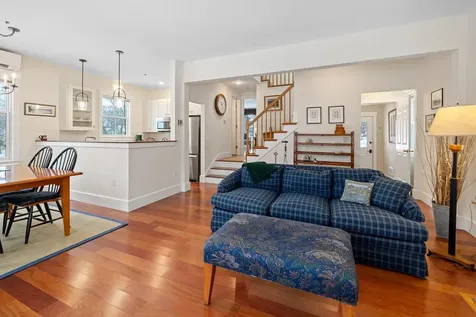 41 Chosen Vale Lane Enfield NH 03748