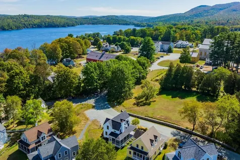 41 Chosen Vale Lane Enfield NH 03748